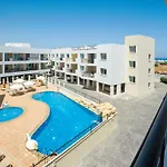 Sea View Apt*spacious Balcony*200m To The Apartment